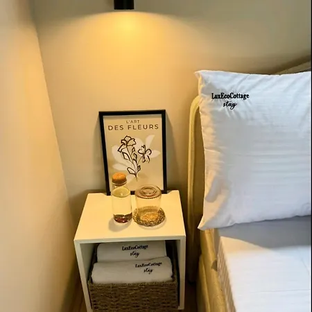 Luxecocottage شقة بودغوريتْسا